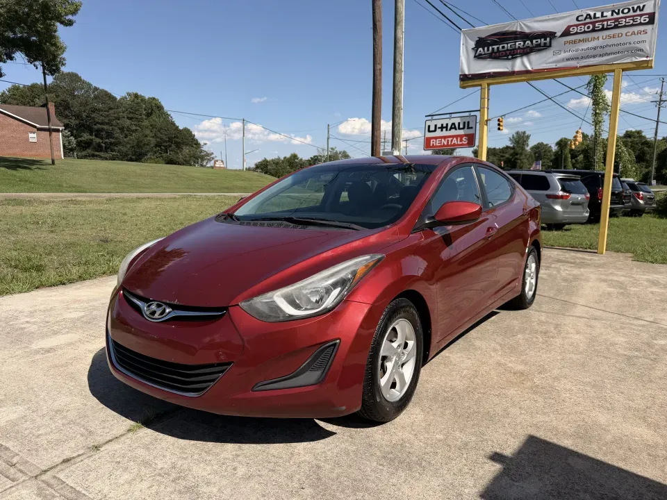 2015 Hyundai ELANTRA SE Sedan